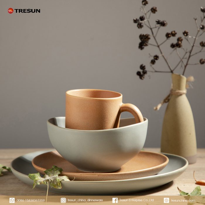 Porcelain Dinnerware Set